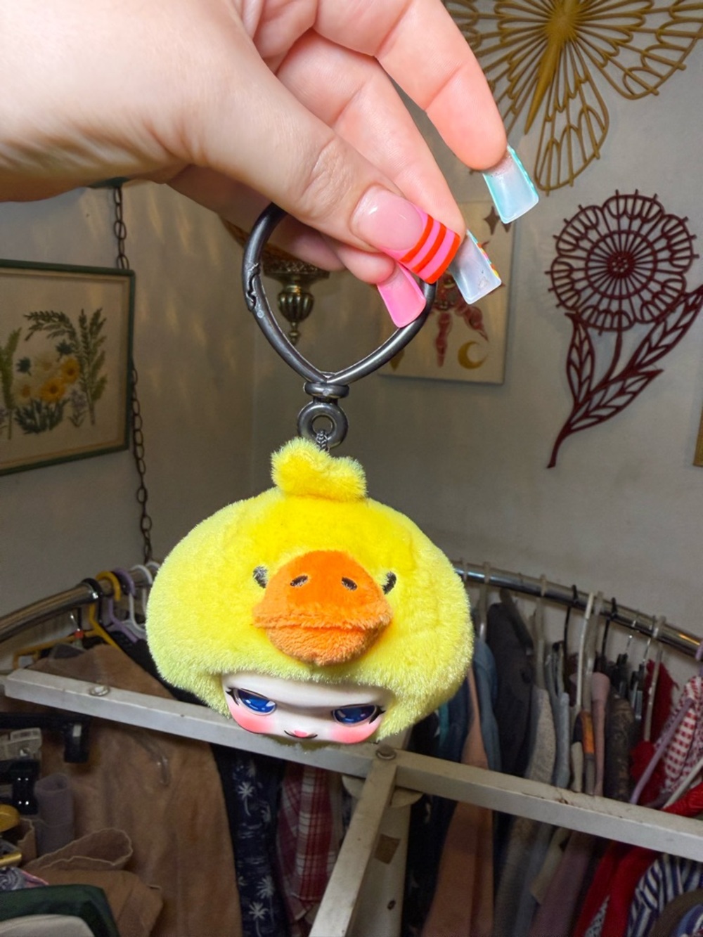 Harutso I Yellow Plush Duck Keychain with Face & glitter eyes - Picture 7 of 8